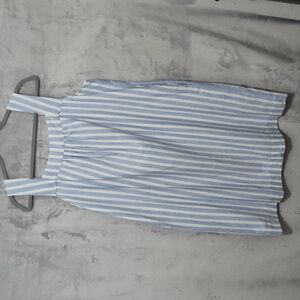 Joules Striped Dress with 2 side pockets and a zipper in the back. Size:12